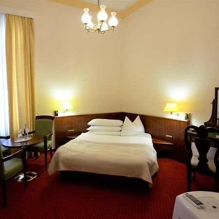 Hotel Am Kochbrunnen Wiesbaden Dış mekan fotoğraf