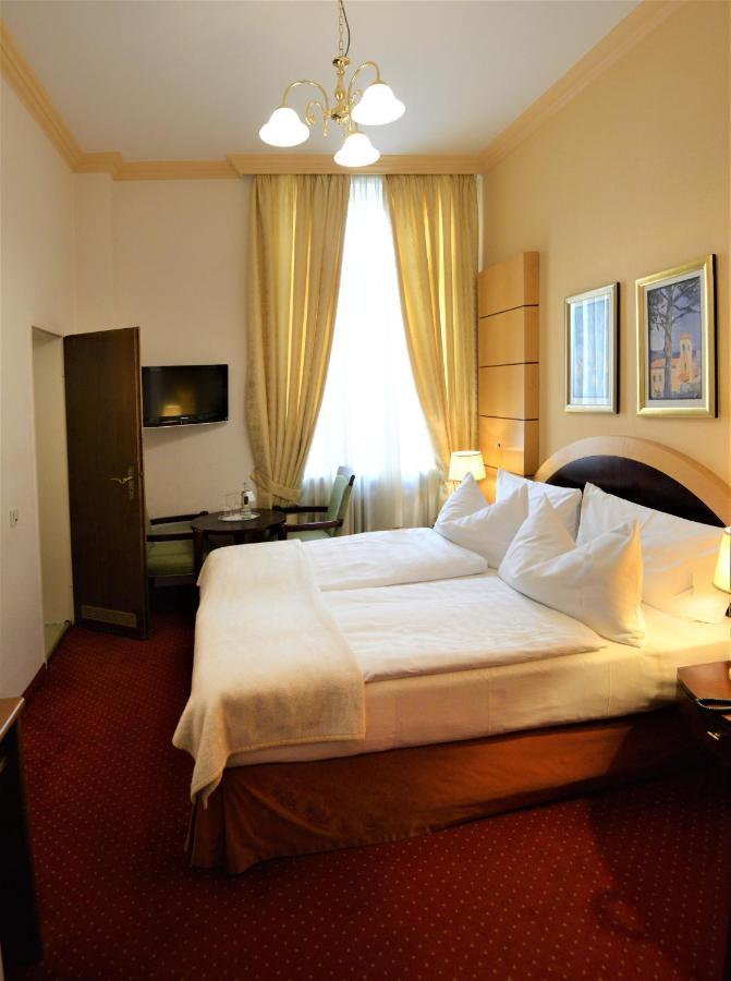 Hotel Am Kochbrunnen Wiesbaden Dış mekan fotoğraf