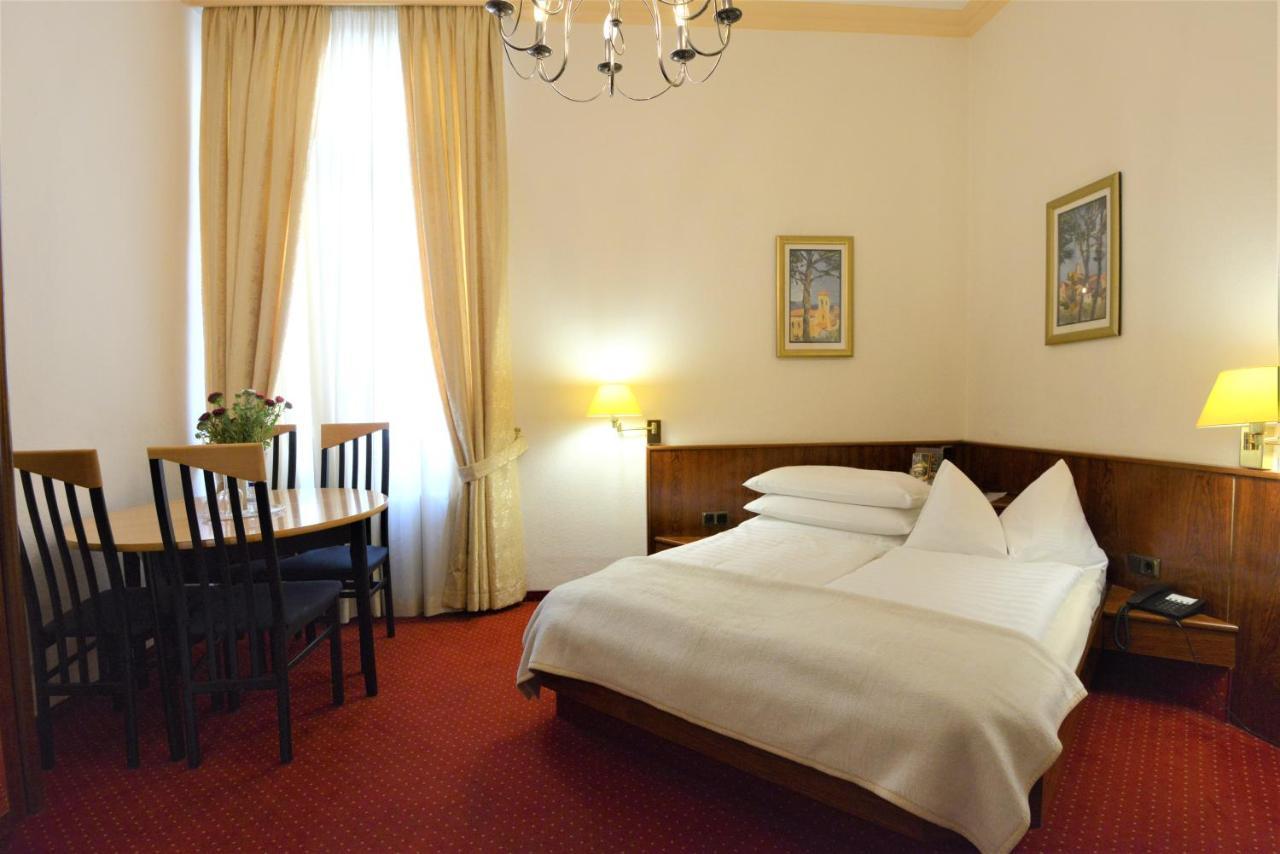 Hotel Am Kochbrunnen Wiesbaden Dış mekan fotoğraf